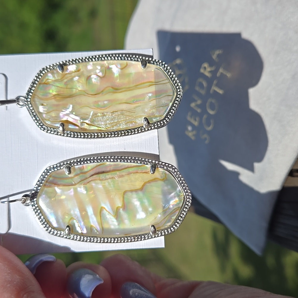 Kendra Scott White Abalone Danielle Earrings - Picture 9 of 9